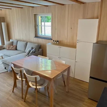 بيت للعطل Tiny Haus